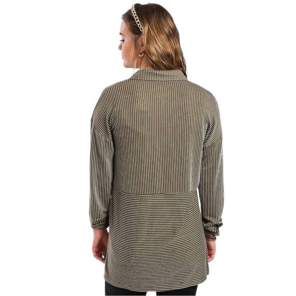 NEW Paper Crane Striped High Low Blouse Jersey Knit Button up Comfy Fall S - Picture 6 of 13